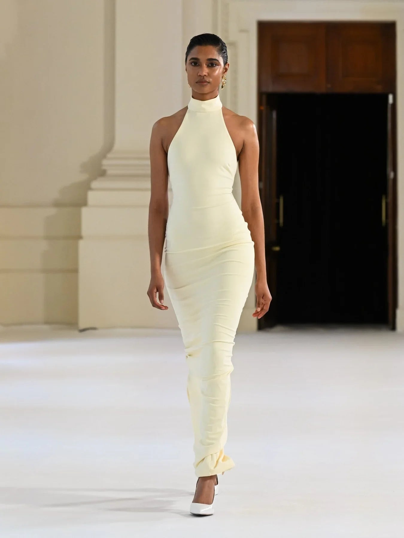 RHI GOWN