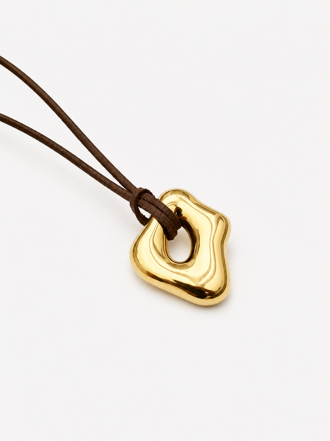 UNTAMED NECKLACE