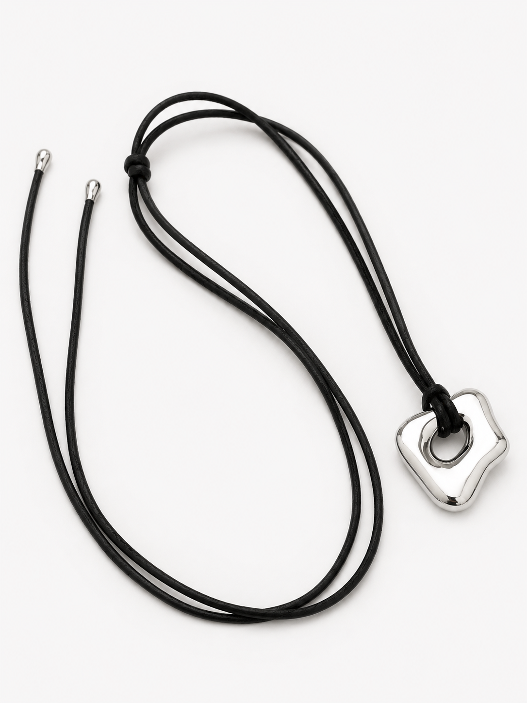UNTAMED NECKLACE