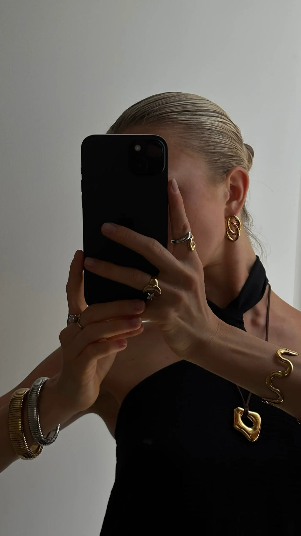 VITTA LINK EARRINGS - GOLD