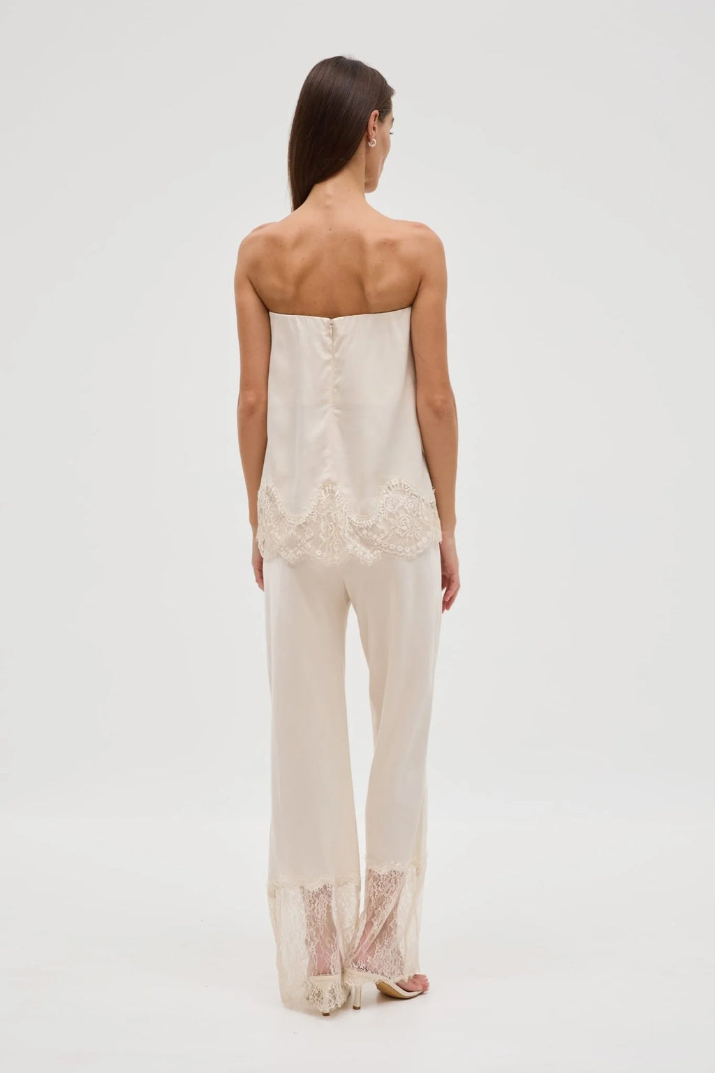 VISIONS STRAPLESS LACE TOP
