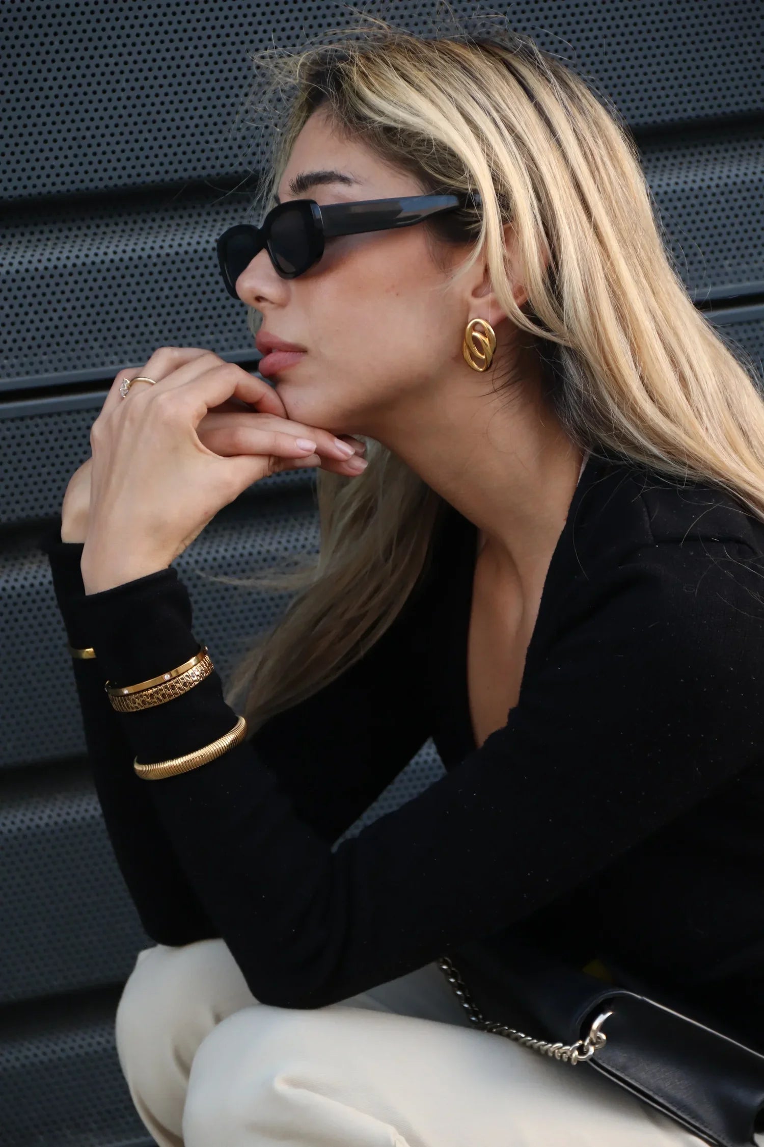 VITTA LINK EARRINGS - GOLD