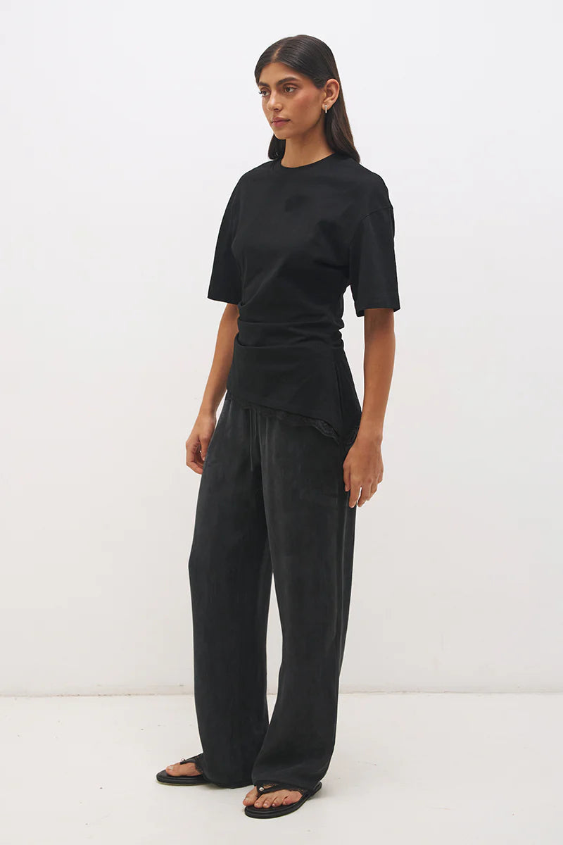 LIORA T-SHIRT
