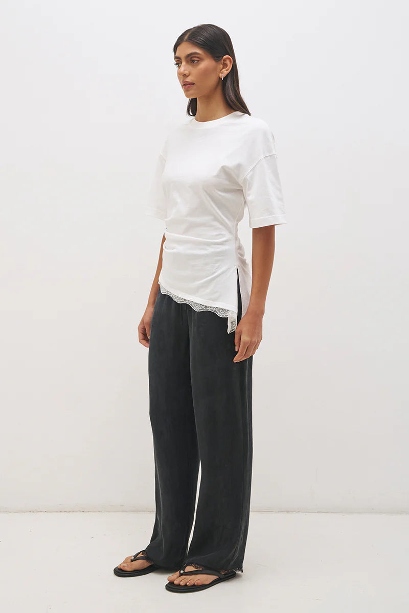 LIORA T-SHIRT