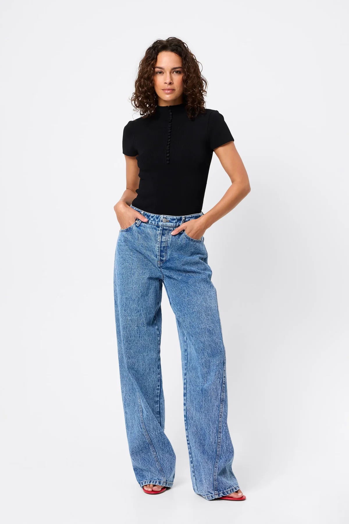 MAYFAIR SHORT SLEEVE TOP