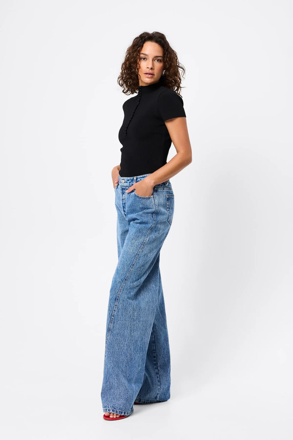 MAYFAIR SHORT SLEEVE TOP