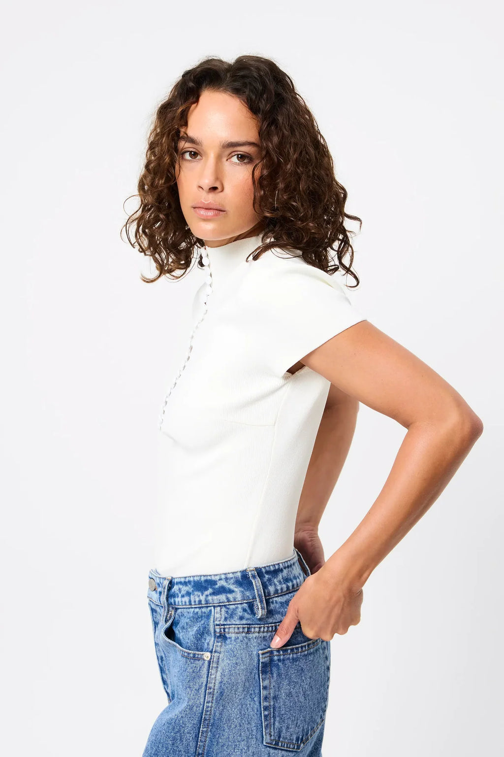 MAYFAIR SHORT SLEEVE TOP