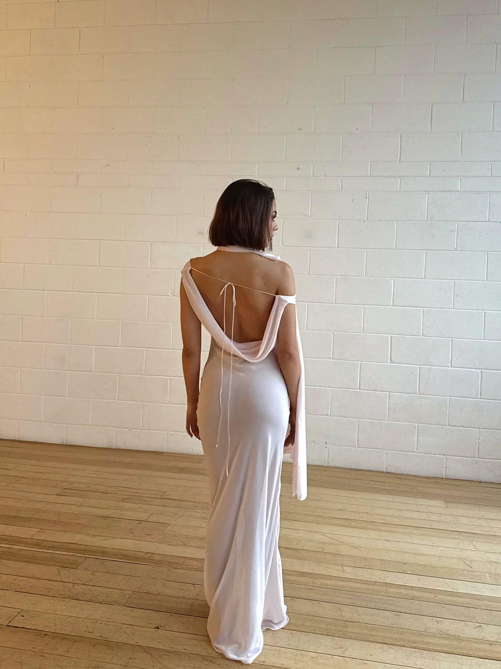 BELLA GOWN